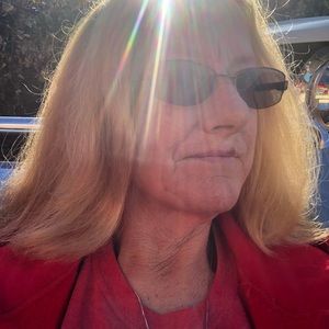 Meet your Posher, Rene